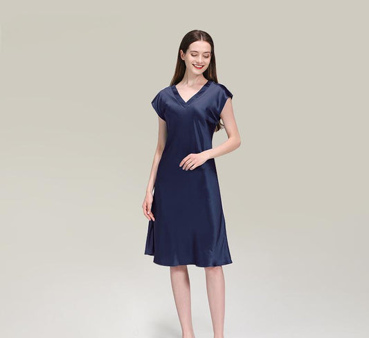 Silk nightdress for women 100% mulberry silk summer new long silk pajamas spring and autumn V-neck can be worn outside home clothes
